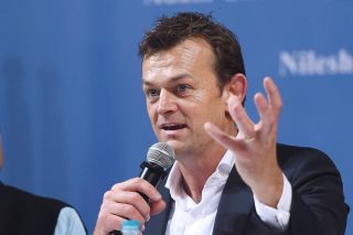 Adam Gilchrist selected top-3 wicketkeeper batsman