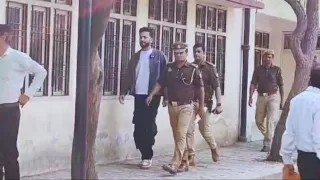 सांप के जहर मामले में गिरफ्तार हुए एल्विश यादव 