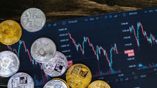Guess? Stock Hits 52 Week Low: Is It Time to Invest?
