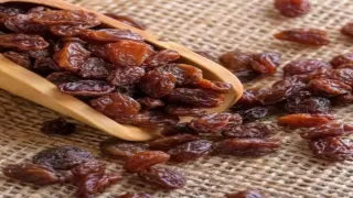 Munakka Benefits: For weight loss and bone health