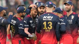 Stand-up comedian makes fun of RCB