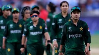 Womens T20 World Cup: पिता के निधन के बाद स्वदेश लौटीं पाकिस्तानी कप्तान फातिमा सना