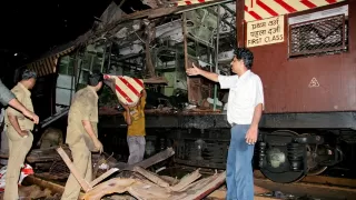 2006 के मुंबई ट्रेन धमाकों में 189 लोग मारे गए थे। सभी 12 दोषी आज बरी