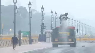 Delhi Chokes: GRAP-III Enforced as AQI Hits Dangerous 400+