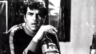 Dharmendra Favourite Liquor: Which liquor did Dharmendra drink the most?