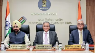 ECI to Reveal First Phase Poll Dates for 10–15 States ECI to Reveal First Phase Poll Dates for 10–15 States