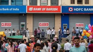 October 2025 Bank Holidays: List of All Regional & National Bank Closures