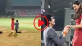 Palash Muchhal proposed to Smriti Mandhana at the DY Patil Stadium, Watch Video