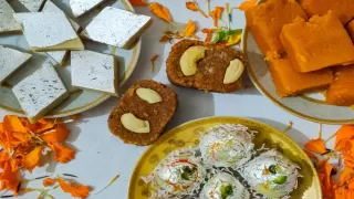 Top 10 Bengali Sweets to Try This Durga Puja 2025