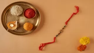Top 10 Rakhi Gifts for Brothers Under ₹1000