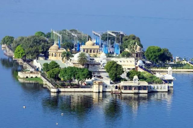  Jag Mandir
