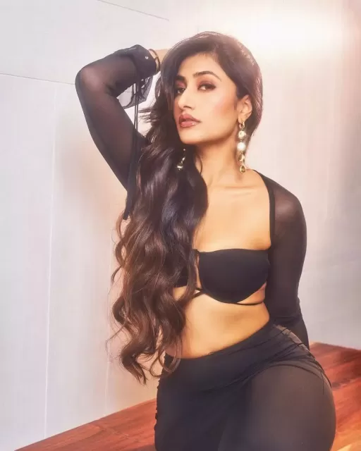 black dress dhan