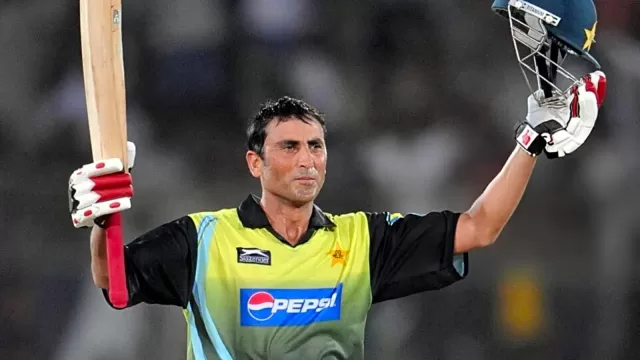 Younis Khan - 123 runs vs India