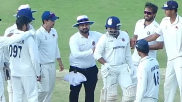 Video: Prithvi Shaw Tries to Hit Musheer Khan with Bat, Watch Full Fight 