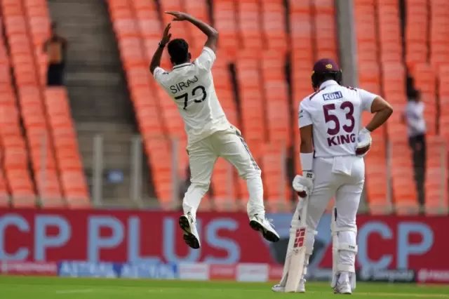 Mohammed Siraj becomes the highest wicket-taker in the year 2025
