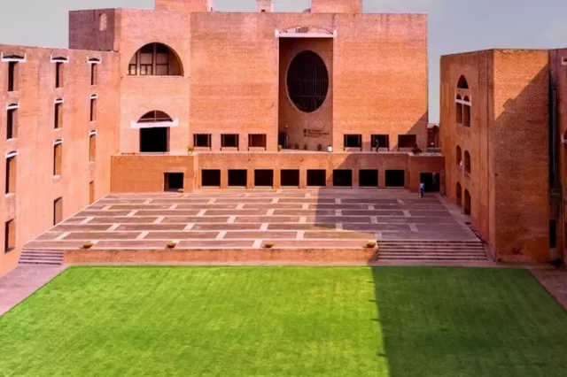 Indian Institute of Management Ahmedabad (IIMA)