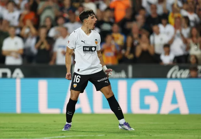 Rayo Vallecano vs Valencia Live Football Match