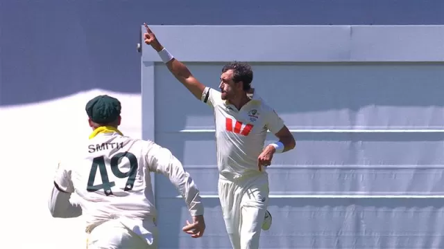 Most wickets in the first over of a Test match