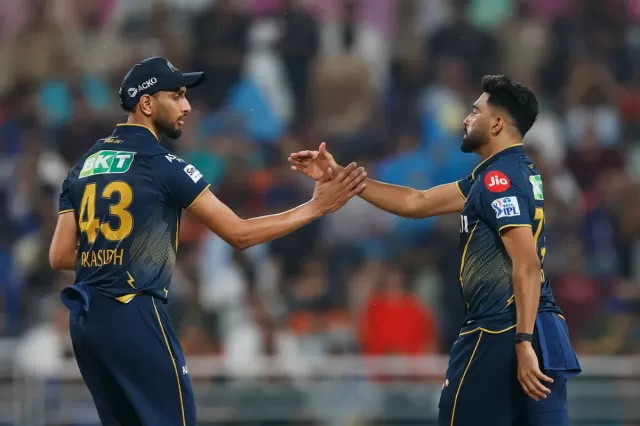 Why is Prasidh Krishna Playing Over Mohammed Siraj?, Is His Selection Justified?