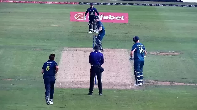 388 Runs: Middlesex vs Durham