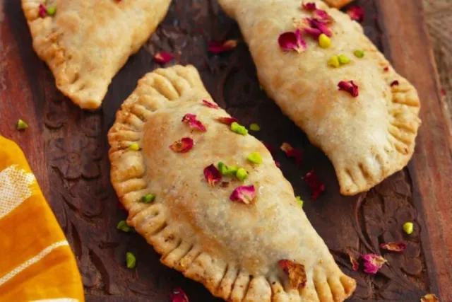 Baked Gujiya with Dry Fruits and Jaggery