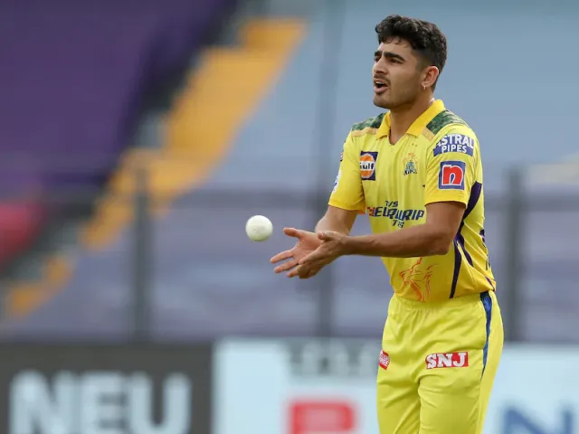 Khaleel Ahmed Ruled Out of IPL 2026, Who Will Replace Him?