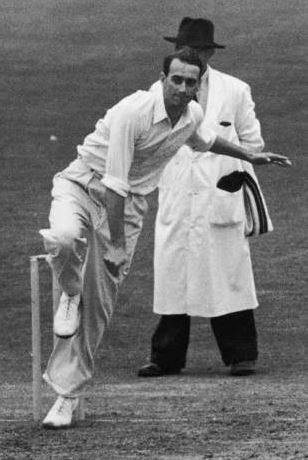 2. Australia vs South Africa, 1935: 109.2 overs