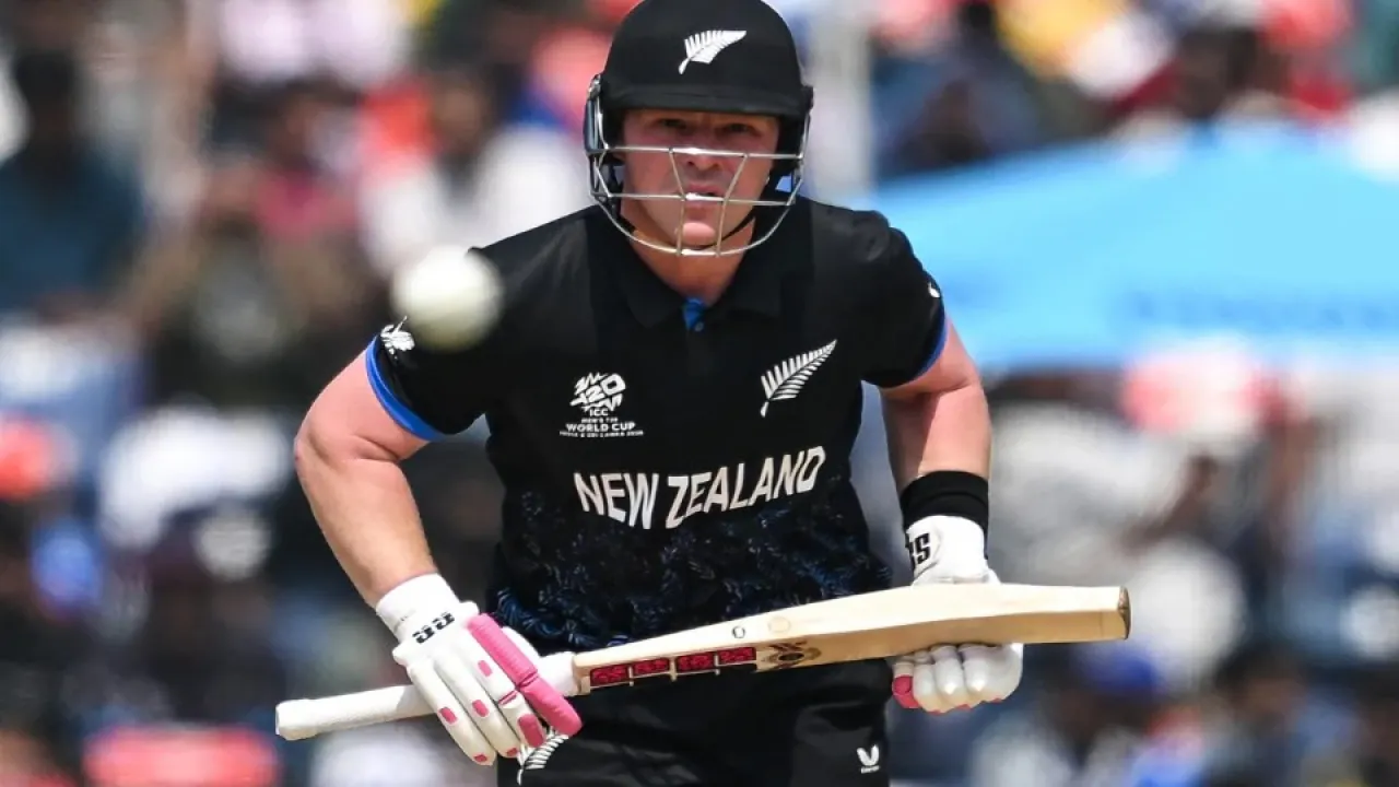  tim seifert (new zealand) 326 runs