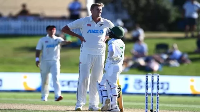 5 shortest cricketers in the world in cricket history