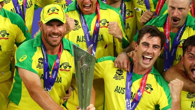 aaron finch trophy