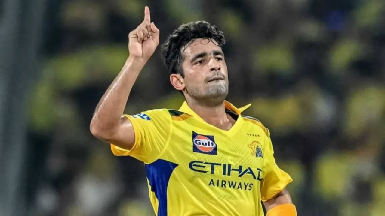 RR vs CSK IPL 2026: Top 3 Bowlers Who Could Take Most Wickets in this Match