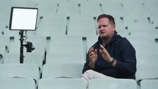 Ashes Fallout: Probe Ordered Into England’s Noosa Drinking