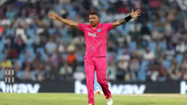 Baartman Hat Trick Seals Playoff Spot for