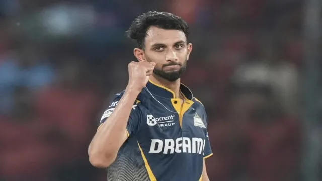 can siraj and shami seal spots for new zealand odis 3