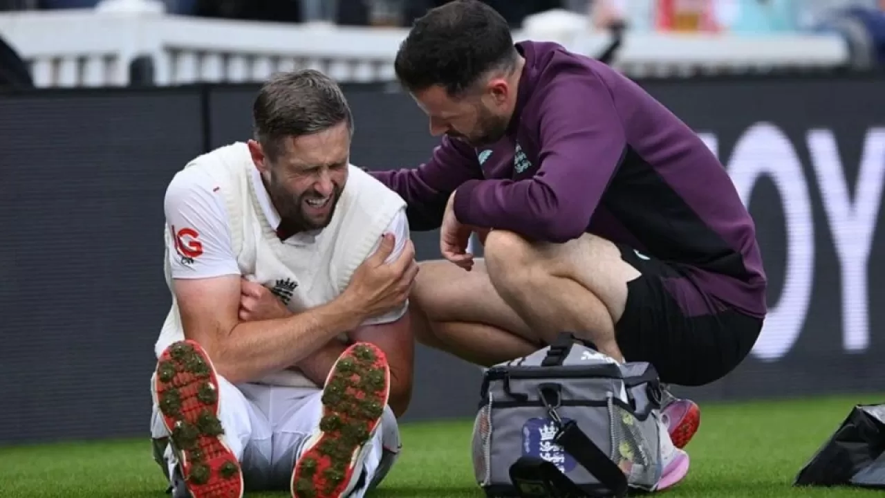 chris woakes' injury