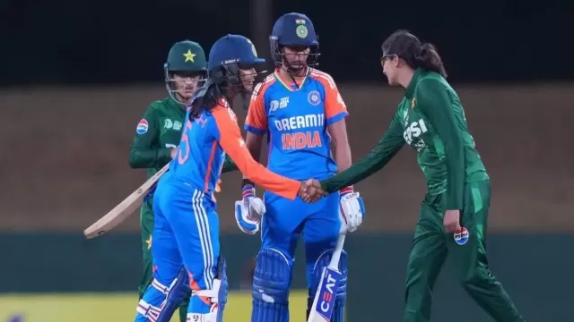 CWC25: Will Harmanpreet Kaur have to shake hands with the Pakistani captain?