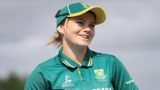 Dane van Niekerk returns: South Africa announce squad for Ireland tour