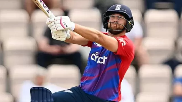 Dawid Malan takes charge as England complete