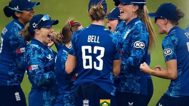 eng-w-vs-sa-w-1st-semi-final-match-prediction-who-will-win-today-match ENG-W vs SA-W 1st Semi-Final Match Prediction: Who Will Win Today Match?