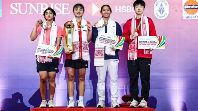 hoshiarpurs meena sharma raises world junior finalist tanvi 1