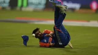Injury Update: Will Axar Patel be ruled out of the IND vs PAK match?
