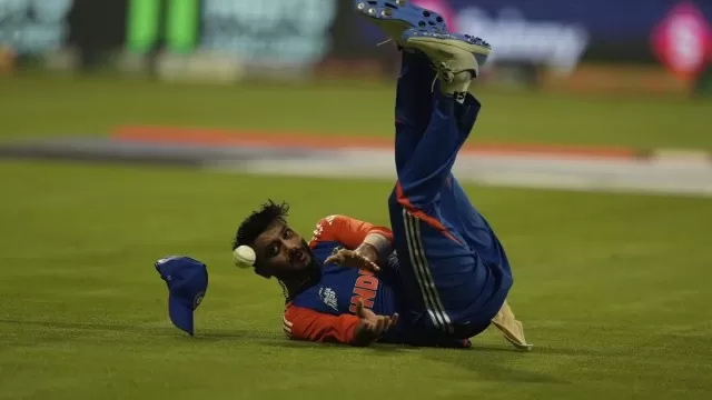 Injury Update: Will Axar Patel be ruled out of the IND vs PAK match?