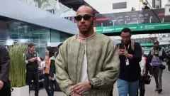 Lewis Hamilton Backtracks After Ferrari Picture