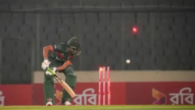 maaz sadaqat stars as pakistan beat bangladesh in 2nd odi 5