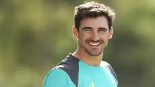 Mitchell Starc Returns to BBL Picture