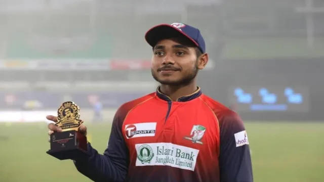 parvez hossain emon (lahore qalandars)