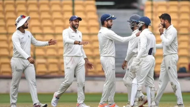 Ranji Trophy, Madhya Pradesh beat Mumbai to