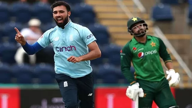 Saqib Mahmood, Malan, Crawley star as England