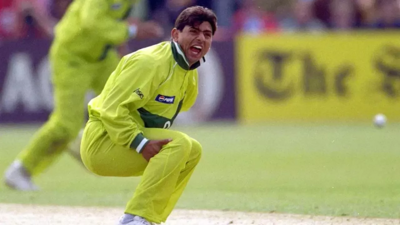 saqlain mushtaq