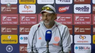 South Africa Recall Stars, Put India